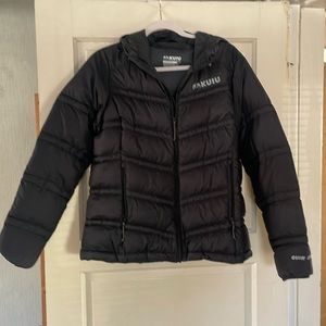 Large KUIU super ultra down hooded women's coat